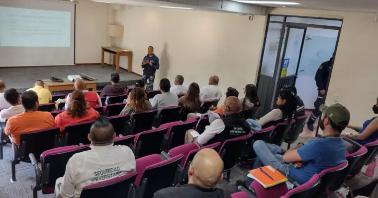 cursos de proteccion civil, emergencias y seguridad por grupo 52 de emergencias